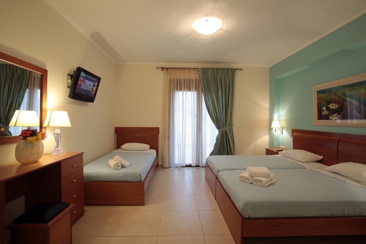 Kyniska Hotel Plítra Esterno foto