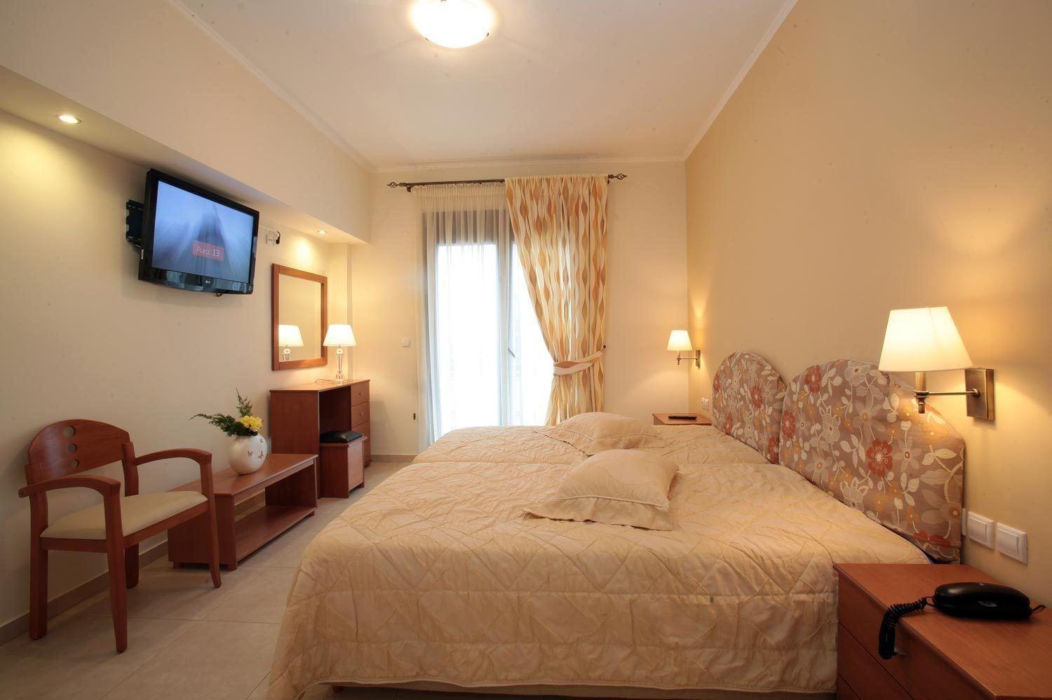 Kyniska Hotel Plítra Esterno foto