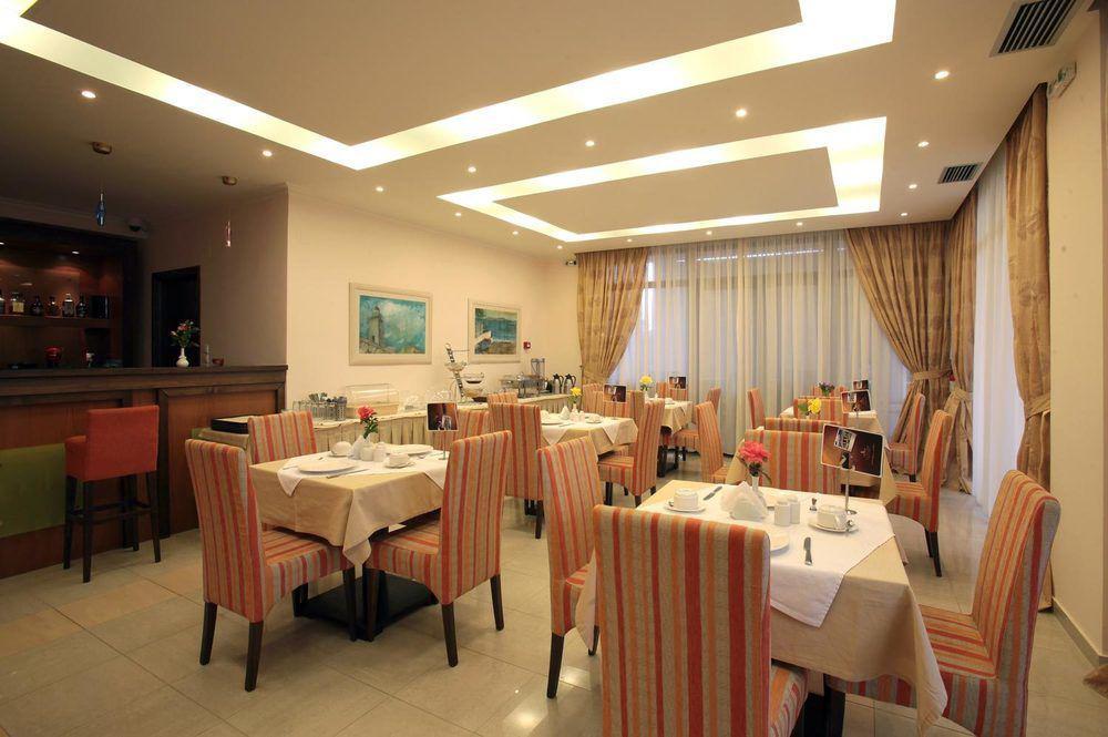 Kyniska Hotel Plítra Esterno foto